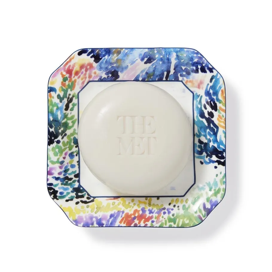 The Met Store Cross Cap Nègre Scented Soap and Porcelain Dish Gift Set