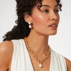 The Met Store Cypriot Twist Pearl Chain Pendant Necklace