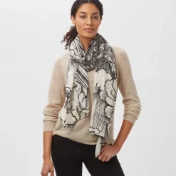 The Met Store Dürer Apocalypse Unisex Oblong Scarf