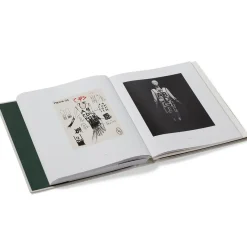 The Met Store Karl Lagerfeld: A Line of Beauty