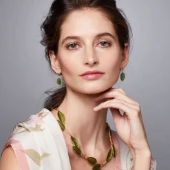 The Met Store Sage Leaf Choker